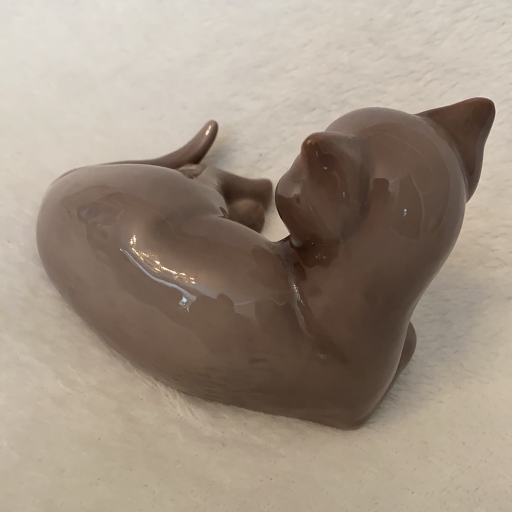 {VTG} Bing & Grondahl | Denmark Porcelain Cat Figurine 2514 ML Gray/White - Picture 6 of 12